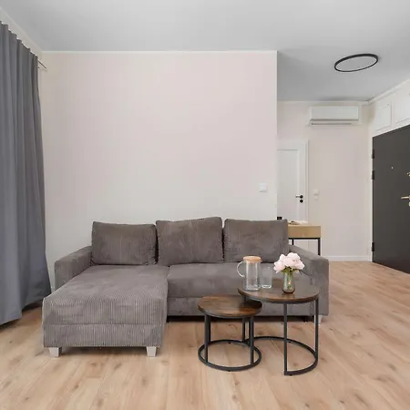 Modern With Air Conditioning And Parking By Renters Prestige * 브로츠와프