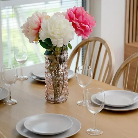 Modern With Air Conditioning And Parking By Renters Prestige 아파트 *